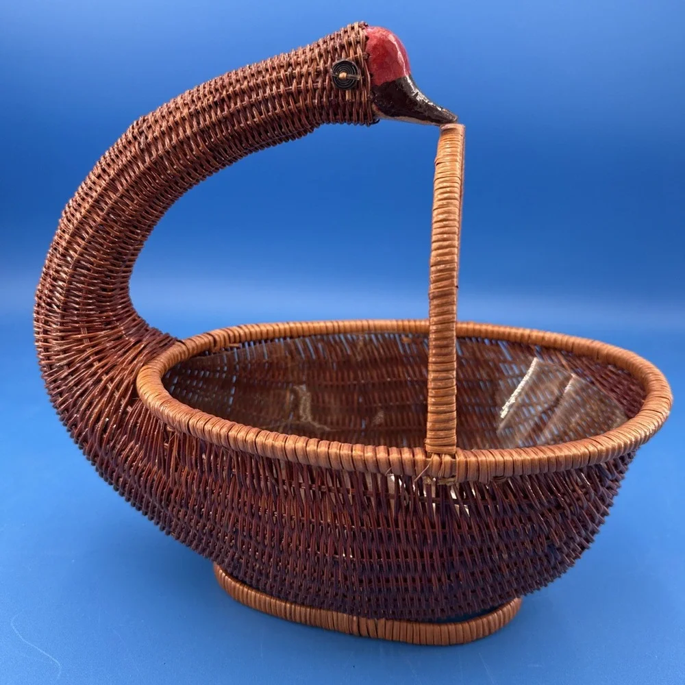 Vtg (2) Wicker Goose Duck Basket storage Country Farmhouse Primitive Planter